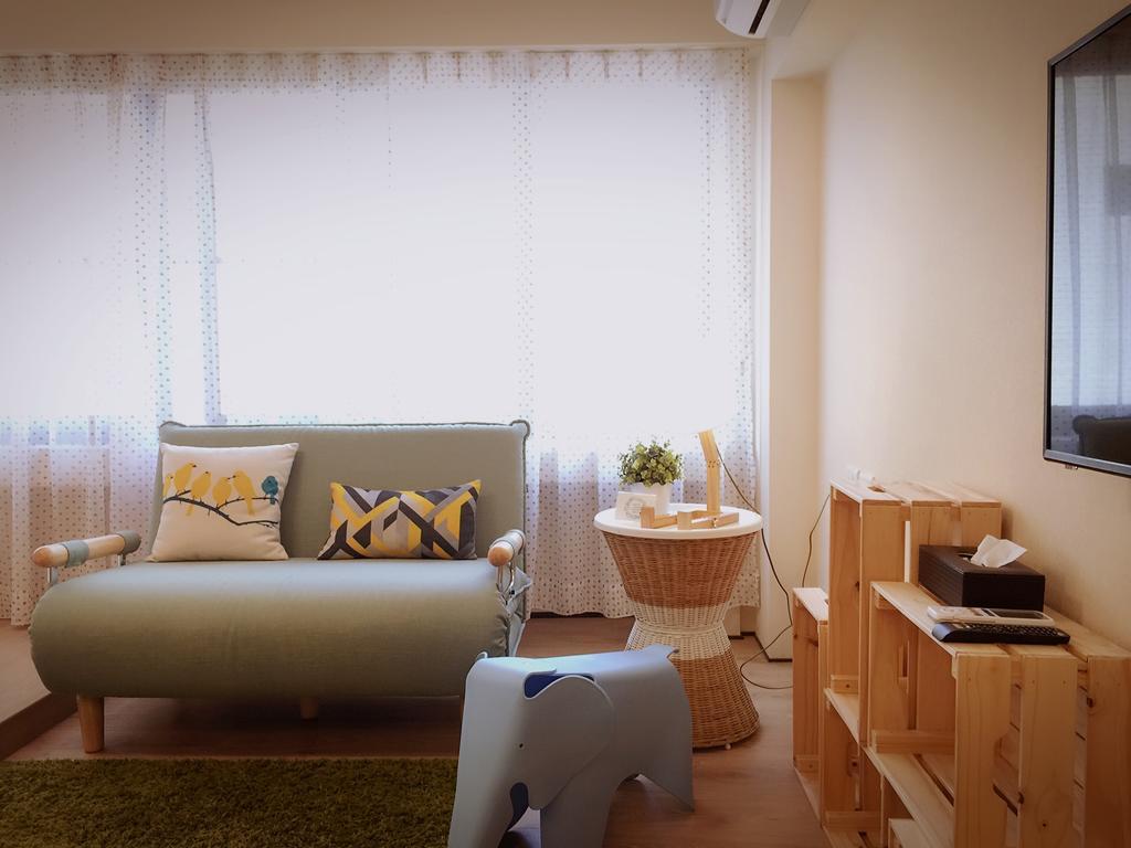 Ho.Me-Easyhouse Hotel Тайнан Екстериор снимка